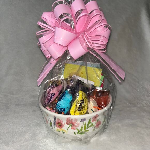 Starbucks Other - Women’s Easter Lovely Pampering Experience